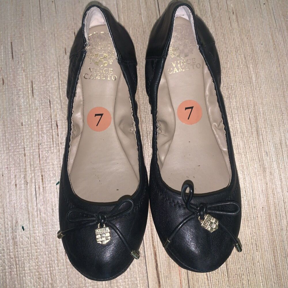 Vince Camuto Ballet Black Leather Bow Silver Charm Flex Comfy 7B Casual Office